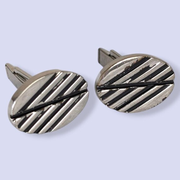 (2/$20) Vintage Oval Black Stripe Cufflinks - Picture 1 of 6